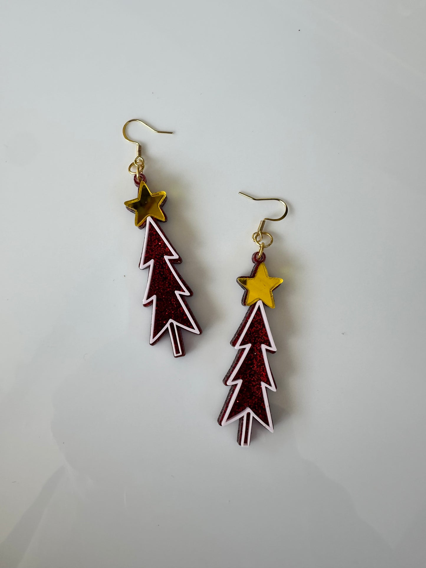 Christmas Tree Acrylic Earrings – Festive Holiday Dangle Jewelry