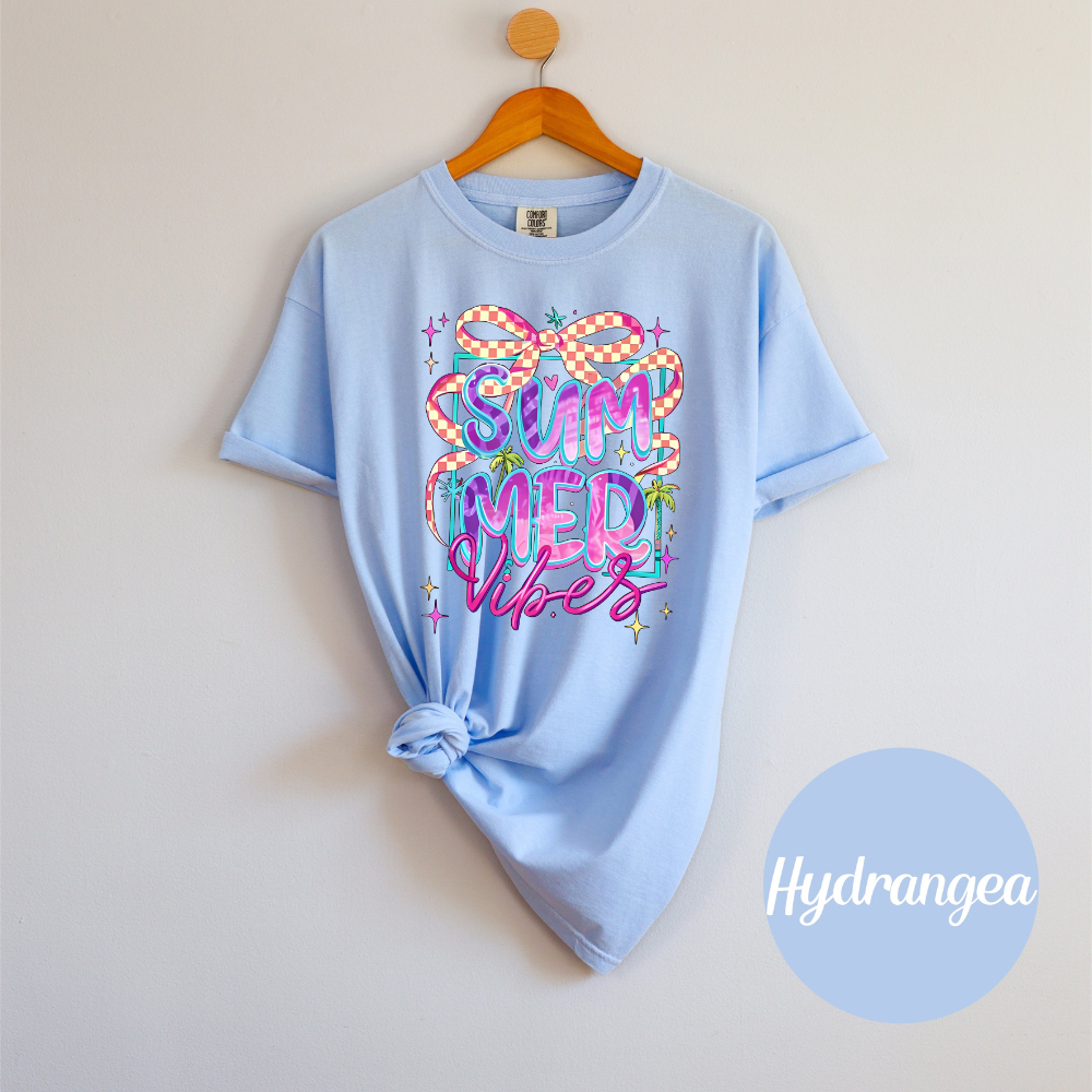 Summer Vibes with Bow Graphic – Comfort Colors Women’s T-Shirt