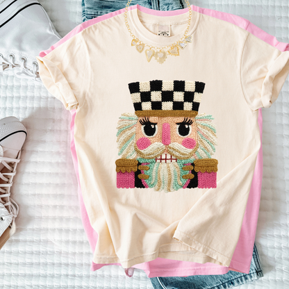 Checkered Nutcracker Christmas Tee – Cute Holiday Comfort Colors T-Shirt