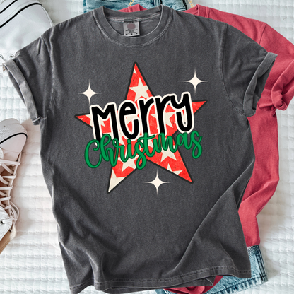 Merry Christmas Star Shirt | Retro Christmas Graphic Tee | Cute Holiday Shirt for Women’s T-Shirt