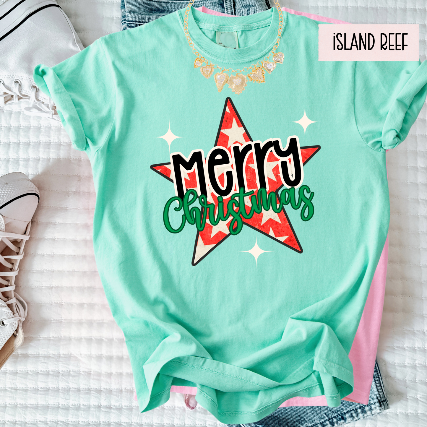 Merry Christmas Star Shirt | Retro Christmas Graphic Tee | Cute Holiday Shirt for Women’s T-Shirt