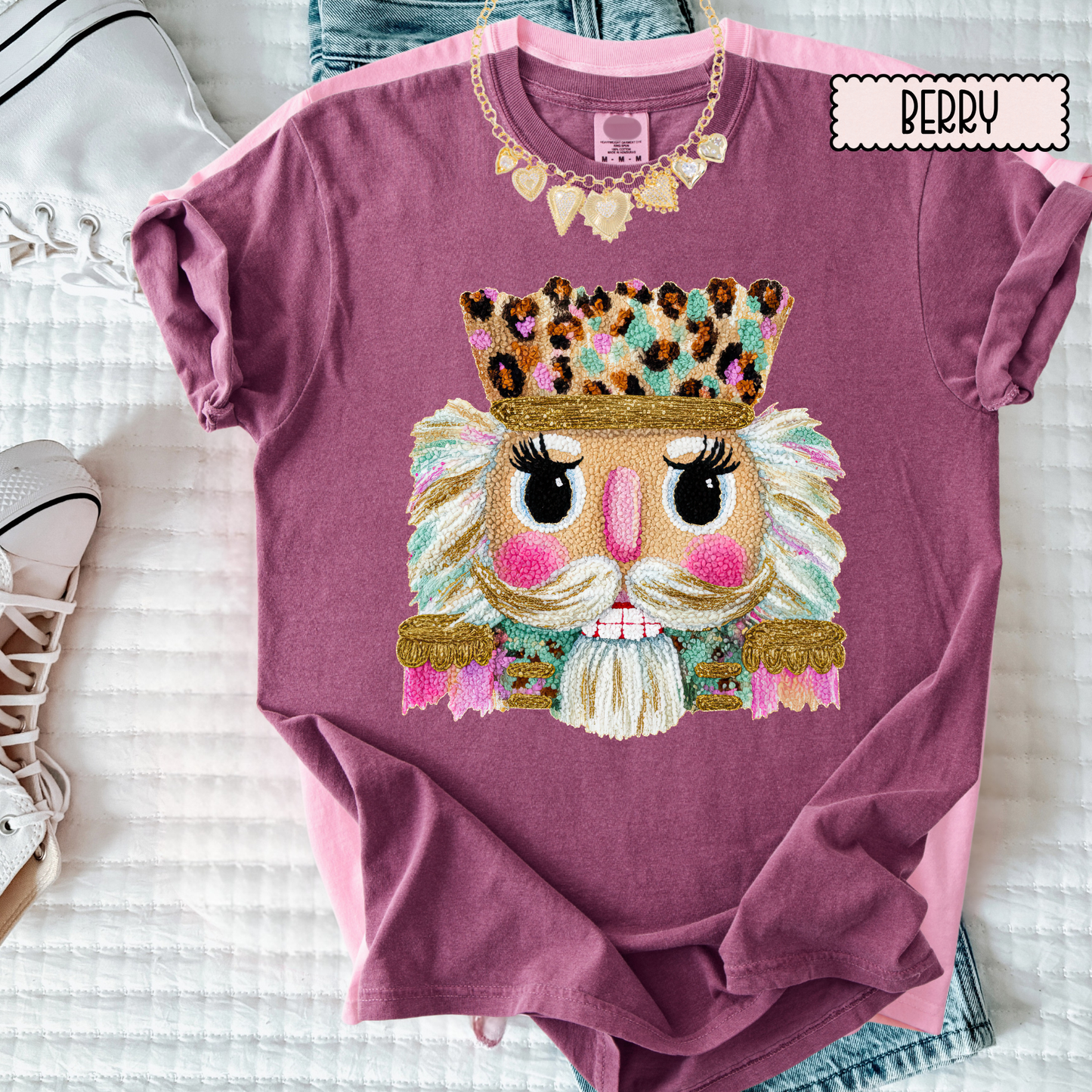 Leopard Crown Nutcracker Christmas T-Shirt – Girly Holiday Graphic Tee for Women