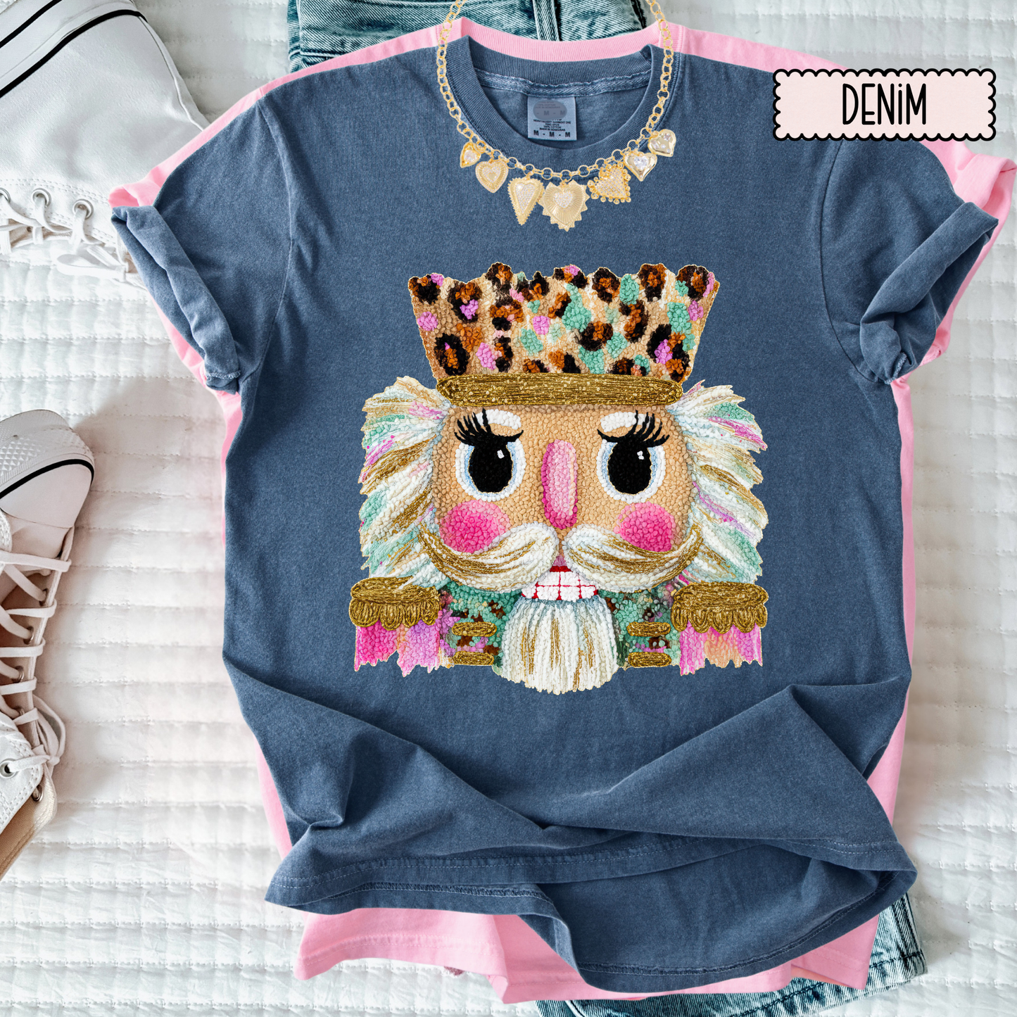 Leopard Crown Nutcracker Christmas T-Shirt – Girly Holiday Graphic Tee for Women