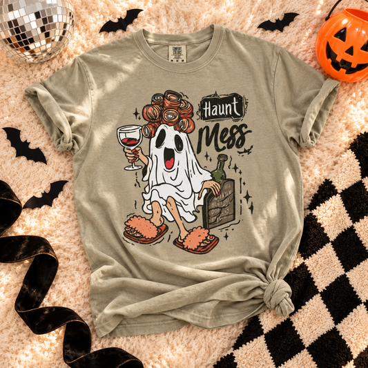 Haunt Mess Graphic Tee – Halloween Comfort Colors® T-Shirt