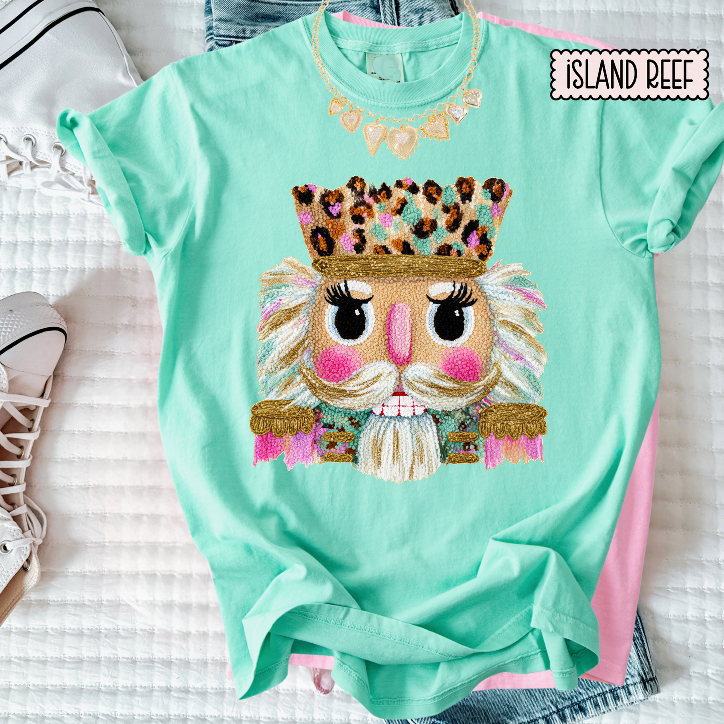 Leopard Crown Nutcracker Christmas T-Shirt – Girly Holiday Graphic Tee for Women