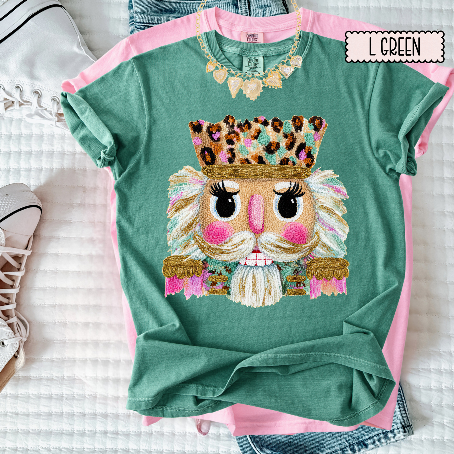 Leopard Crown Nutcracker Christmas T-Shirt – Girly Holiday Graphic Tee for Women